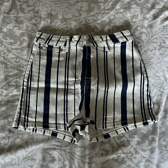 BDG shorts - Picture 1 of 6